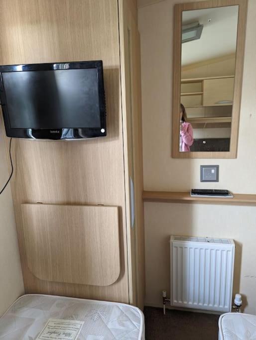 6 Berth Holiday Home On Ocean Edge Near Morecambe Heysham Exterior foto