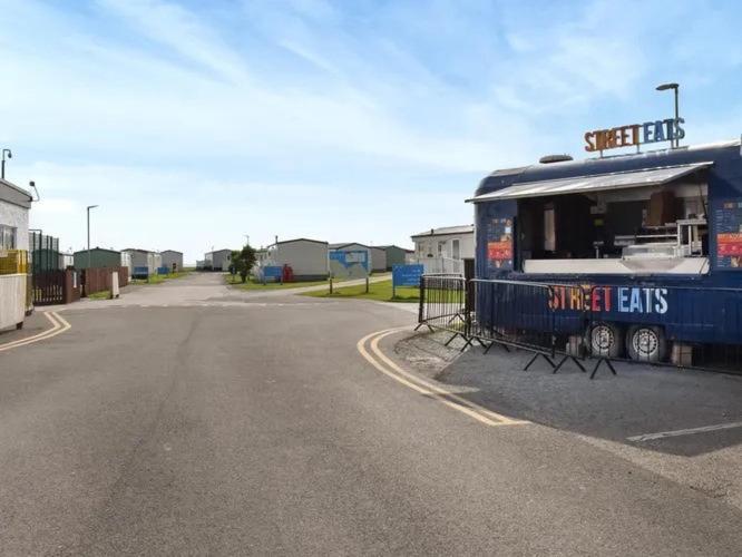6 Berth Holiday Home On Ocean Edge Near Morecambe Heysham Exterior foto